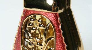 Картинка по теме - как проверить подлинность духов