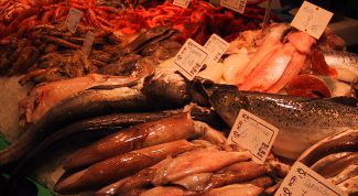 Картинка по теме - как чистить тушку кальмара