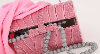 Картинка по теме - как выбрать женскую сумку