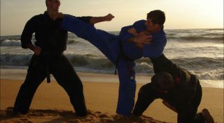 Картинка по теме - как научиться держать удар