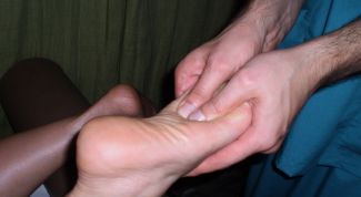 Картинка по теме - как лечить боль в стопе