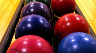 Картинка по теме - как выбрать шар для боулинга