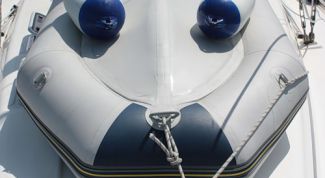 Картинка по теме - как хранить лодку пвх