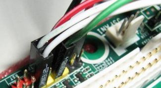 Картинка по теме - как подключить кнопку питания к материнской плате