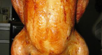 Картинка по теме - как запечь курицу на бутылке