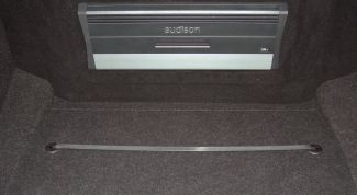 Картинка по теме - как поставить сабвуфер в машину