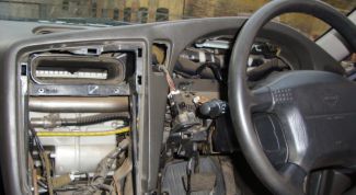 Картинка по теме - как снять переднюю панель