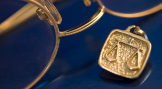 Картинка по теме - как устроиться адвокатом