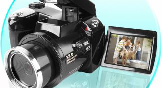 Картинка по теме - как выбрать фотоаппарат для съемки самого себя