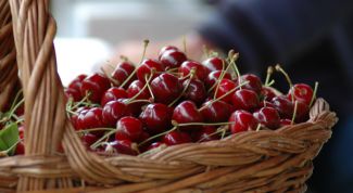 Картинка по теме - как приготовить пирог с вишней