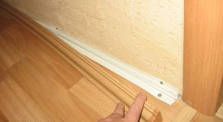 Картинка по теме - как монтировать плинтус