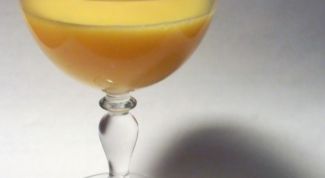 Картинка по теме - как пить яичный ликер