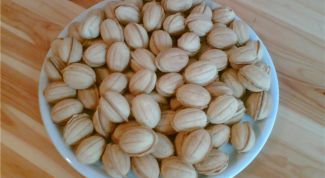 Картинка по теме - как делать орешки с сгущенкой