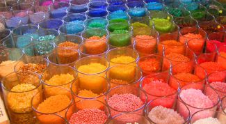 Картинка по теме - как нанизать бисер