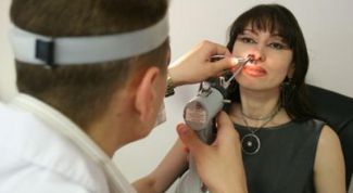 Картинка по теме - как избавиться от корочек в носу