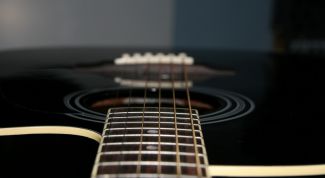 Картинка по теме - как чистить струны