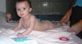 Картинка по теме - как закалять грудного ребенка