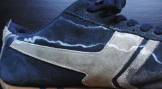 Картинка по теме - как убрать соль с замшевой обуви