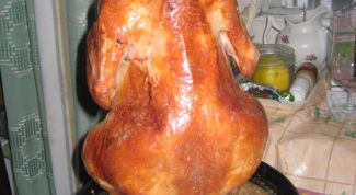 Картинка по теме - как запечь курицу на бутылке