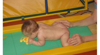 Картинка по теме - как научить ребенка вставать на четвереньки