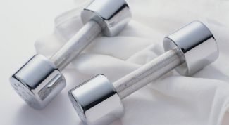 Картинка по теме - как накачать пресс с гантелями