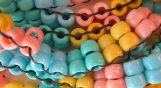 Картинка по теме - как сплести колье из бисера