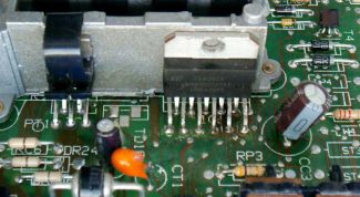 Картинка по теме - как заменить микросхему