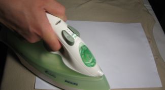 Картинка по теме - как отклеить жвачку от одежды