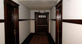 Картинка по теме - как окрасить двери