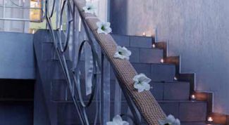 Картинка по теме - как украсить к свадьбе подъезд