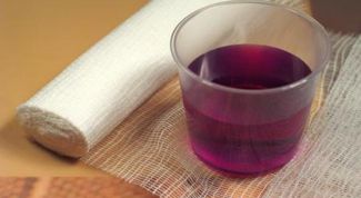 Картинка по теме - как размочить прилипший бинт