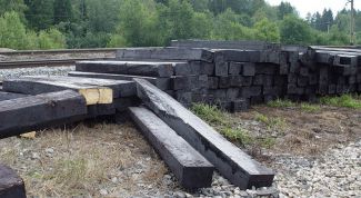 Картинка по теме - как построить гараж из шпал