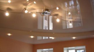 Картинка по теме - как вытягивать потолок
