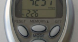 Картинка по теме - как выбрать шагомер