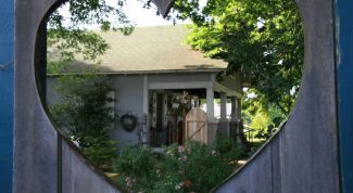 Картинка по теме - как оформить пристрой к дому