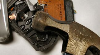 Картинка по теме - как научиться ремонтировать сотовые телефоны