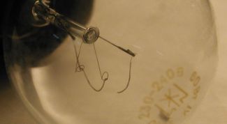 Картинка по теме - как заменить перегоревшую лампочку