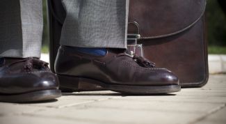 Картинка по теме - как отпарить брюки