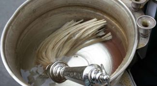 Картинка по теме - как окроплять святой водой жилища