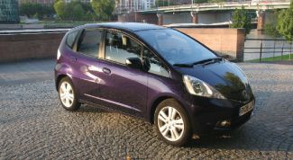 Картинка по теме - как узнать, на кого оформлена машина