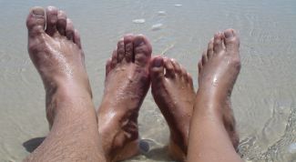 Картинка по теме - как избавиться от натоптышей на пальцах ног