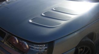 Картинка по теме - как открыть замок капота