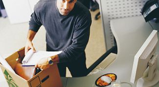 Картинка по теме - как выплатить выходное пособие