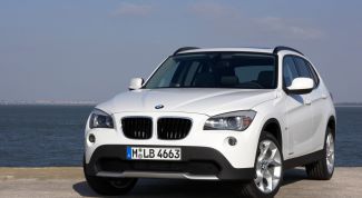 Картинка по теме - как открыть капот бмв