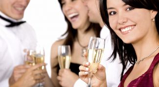 Картинка по теме - как отметить 8 марта в офисе