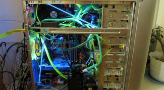 Картинка по теме - как снять крышку системного блока