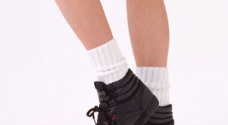 Картинка по теме - как лечить растяжение стопы