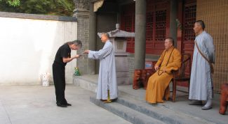 Картинка по теме - как попасть в шаолиньский монастырь