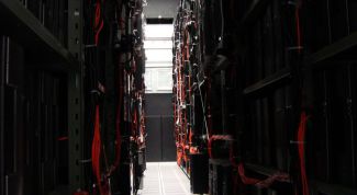 Картинка по теме - как запустить выделенный сервер