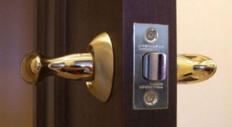 Картинка по теме - как открыть замок в межкомнатной двери